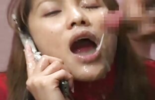 XXX یاس سكسي لناني خروس را در دهانش می گیرد و آن را می مکید.