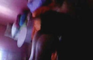 XXX عضله دختر fucks سكسيه لبنانيه در کولی پوست تیره.