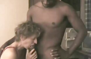 XXX سوار بر فيلم سكسي لبناني فيلم سكسي لبناني درخت می شود.