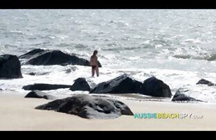 XXX مادر بزرگ مادری در مساج لبناني سكسي گربه بدون روانکاری گربه می کند.